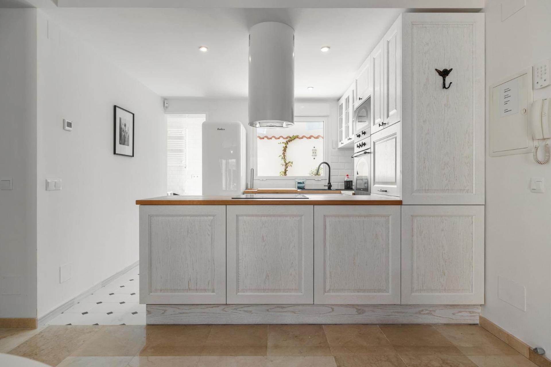 Stunning In Historic Center By Costarentals - Mal05 Apartamento Málaga