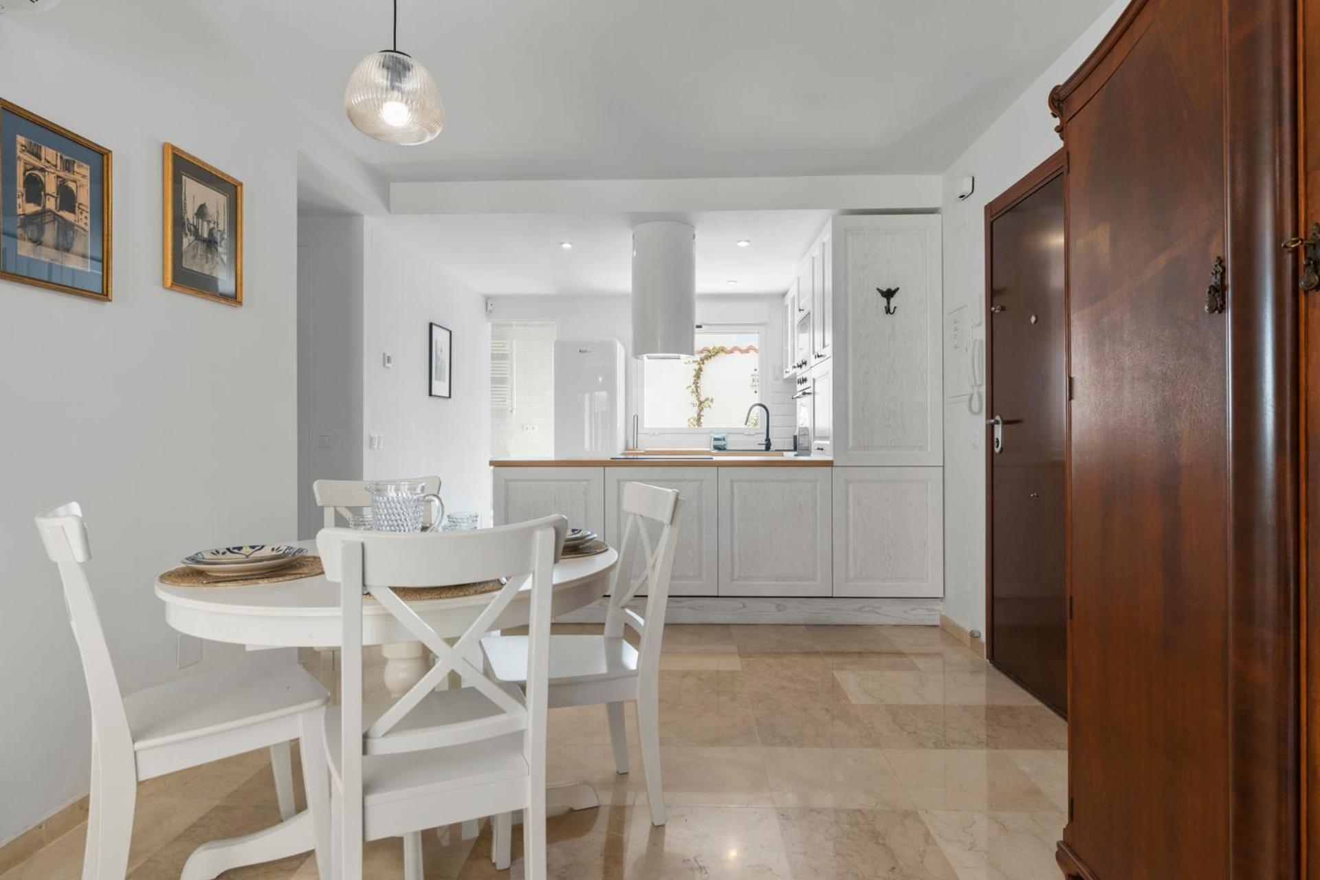 Stunning In Historic Center By Costarentals - Mal05 Apartamento Málaga