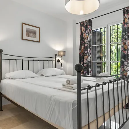 Stunning Apartment In Malaga Historic Center By Costarentals - Mal05 Extérieur photo