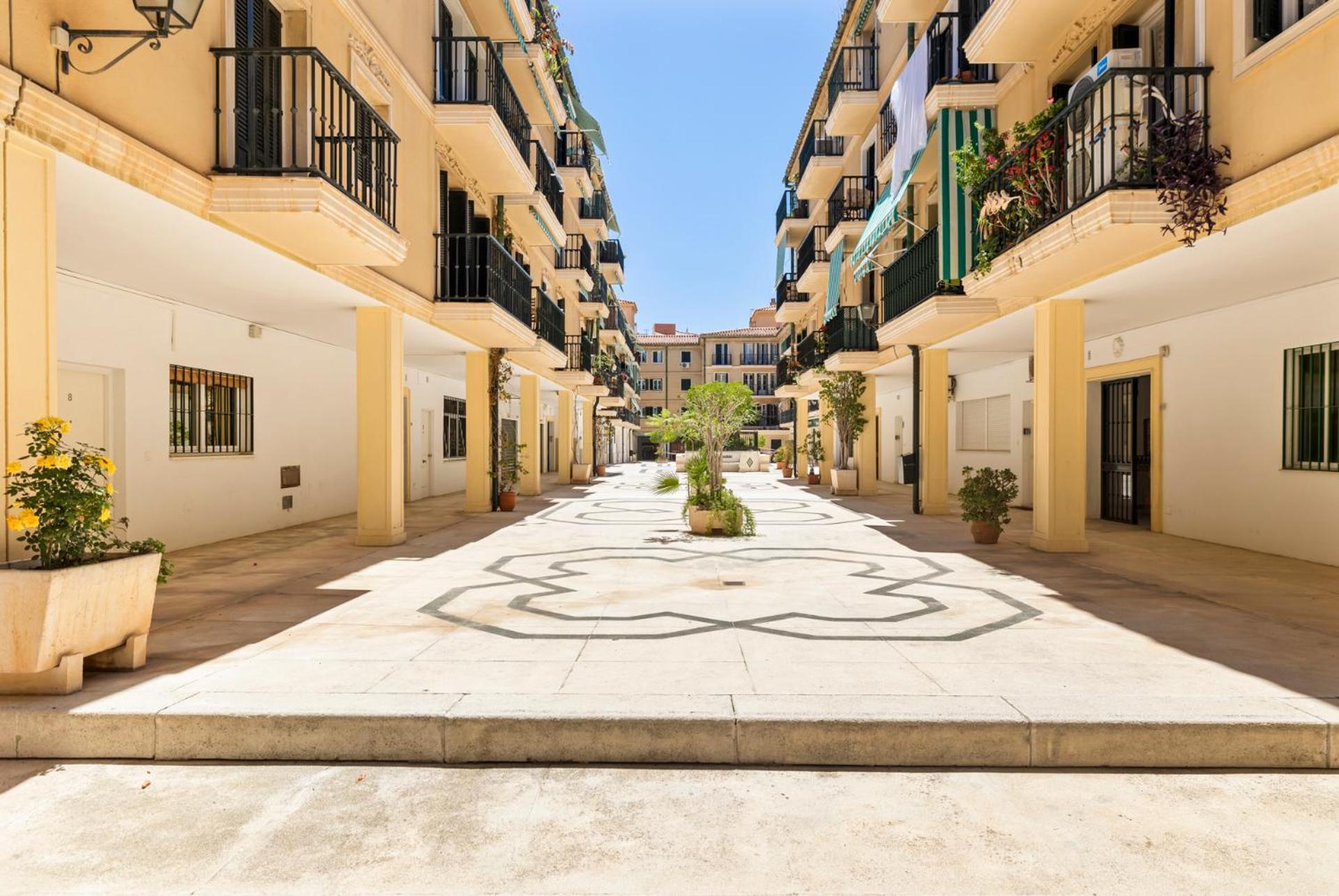 Stunning In Historic Center By Costarentals - Mal05 * Malaga